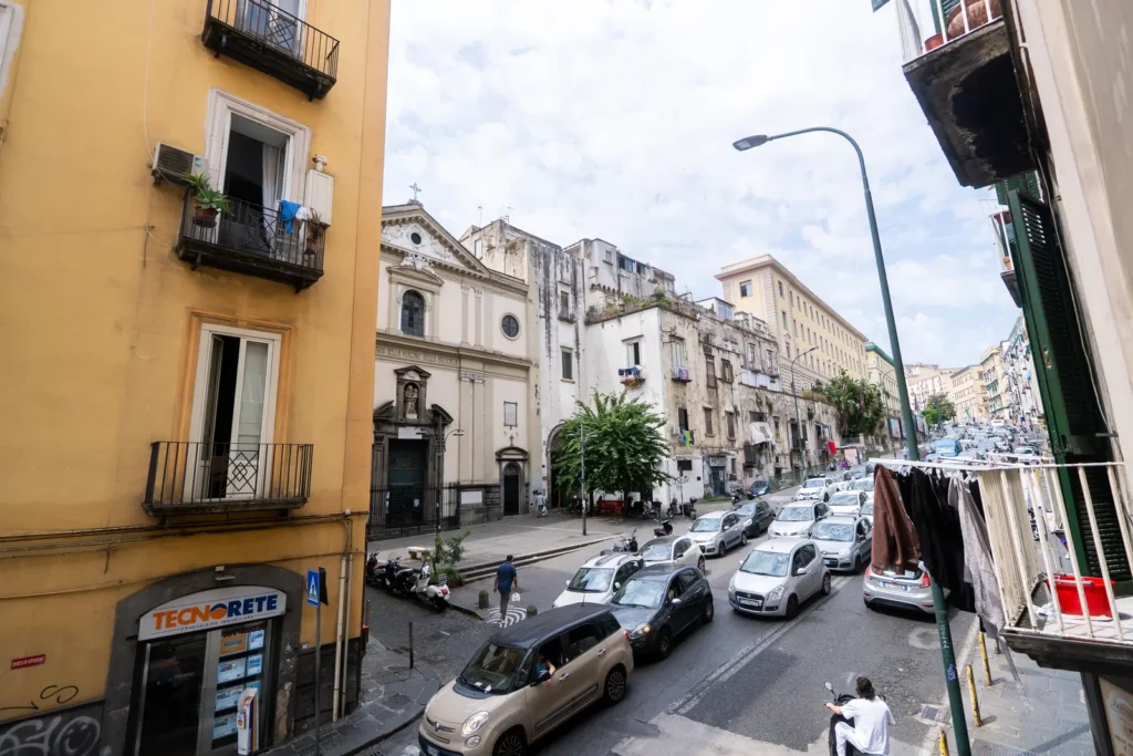 Affaccio sulla città dalla camera Zaffiro